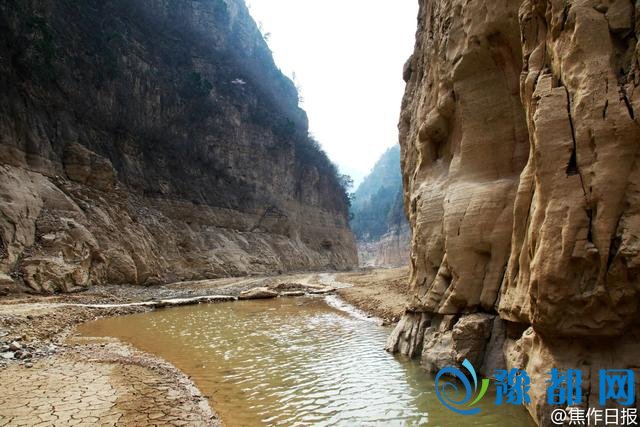 焦作峰林峡湖底现“水落石出” 亿万年胜景现世